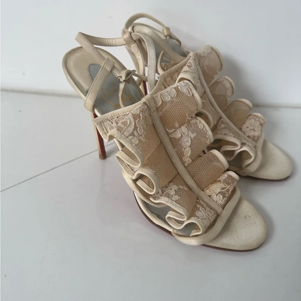 Christian Louboutin Cream Lace Women Sandals size 39 - Picture 2 of 10